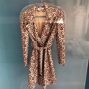 Leopard coat- M